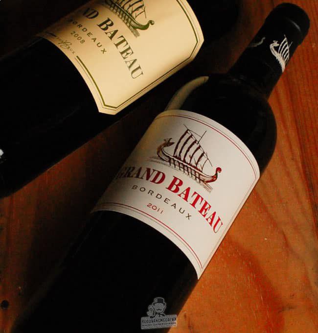 Rượu vang Grand Bateau Bordeaux (Red - White)