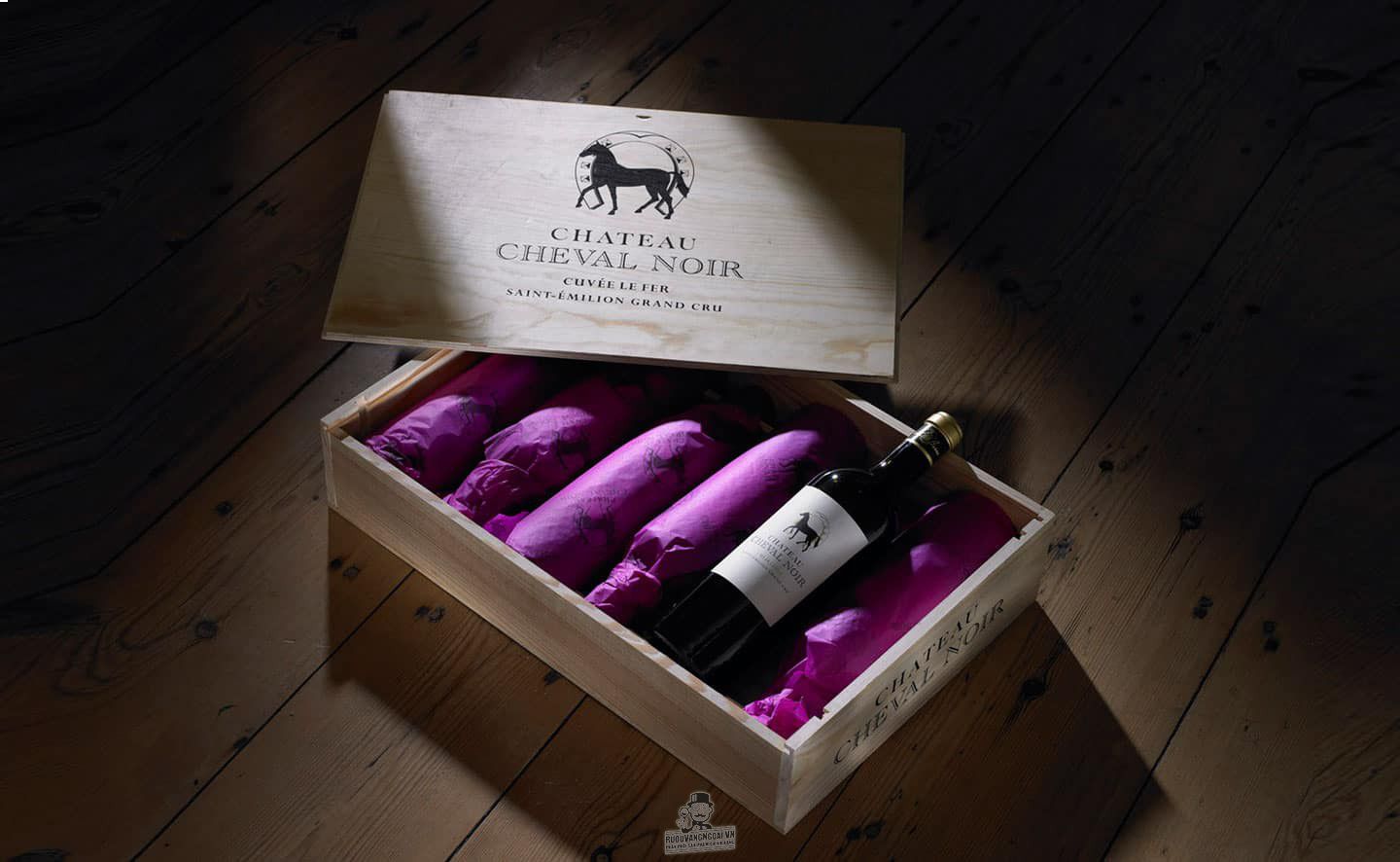 Vang Pháp Cheval Noir Saint Emilion Grand Vin