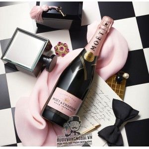 Rượu Champagne Moet & Chandon Rose Imperial Hennessy bn2