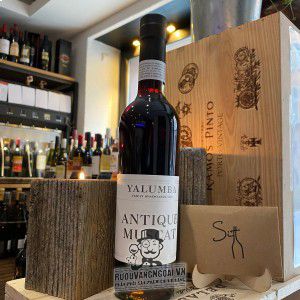 Rượu vang Yalumba Antique Muscat bn2